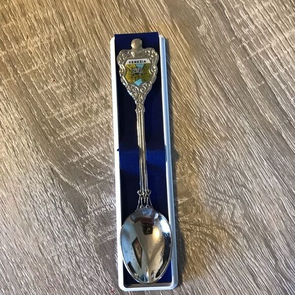 VINTAGE European collector spoons - Picture 4 of 7
